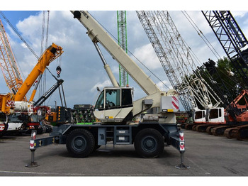 Короткобазный кран TEREX
