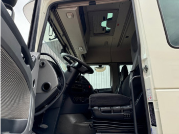 Фото интерьера 1: Грузовик бортовой/ Платформа DAF XF 410 FA 4x2 XF 410 FA 4x2, Fahrschule, 2x AHK, 6 Sitze