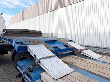 Низкорамный полуприцеп для транспортировки тяжёлой техники Fliegl SDS 420 T SDS 420 T, Nachlauflenkachse, Verbr. auf 3m, hydr. Rampen: фото 5