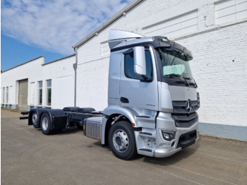Mercedes-Benz Actros 2553 LL 6x2 Actros 2553 LL 6x2, Retarder, Liftachse, MultimediaCockpit, LED, Navi в лизинг Mercedes-Benz Actros 2553 LL 6x2 Actros 2553 LL 6x2, Retarder, Liftachse, MultimediaCockpit, LED, Navi: фото 1