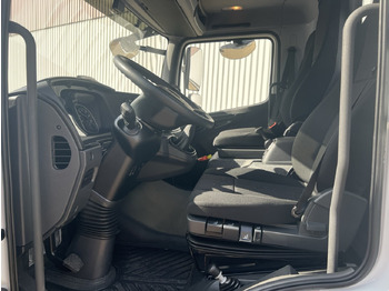 Фото интерьера 1: Самосвал Mercedes-Benz Atego 818 K 4x2 Atego 818 K 4x2, 2x AHK, Meiller-Kipper, mehrfach Vorhanden!
