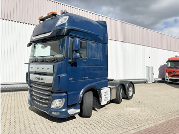Тягач DAF XF 530