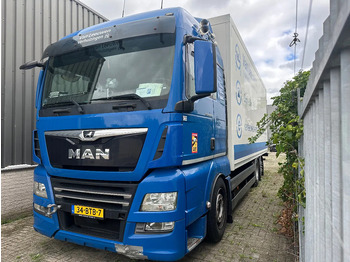 Грузовик с закрытым кузовом MAN TGX 26.460