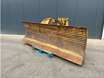 Отвал CATERPILLAR