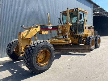 Грейдер CATERPILLAR 140H