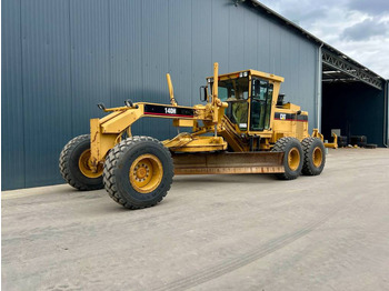 Грейдер CATERPILLAR 140H