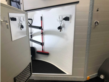 Новый Прицеп-коневоз BOECKMANN Portax Esprit silv+bl SK Pferdeanhänger: фото 4 Новый Прицеп-коневоз BOECKMANN Portax Esprit silv+bl SK Pferdeanhänger: фото 4