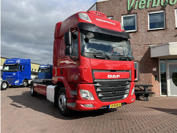 Грузовик-контейнеровоз/ Сменный кузов DAF CF 290