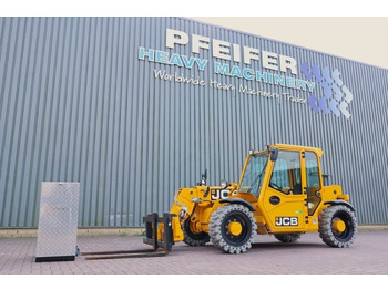 Телескопический погрузчик JCB