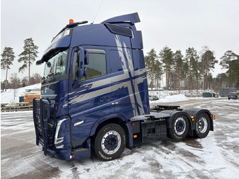 Грузовик VOLVO FH 500