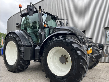 Трактор VALTRA N174