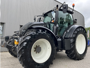Трактор VALTRA N174