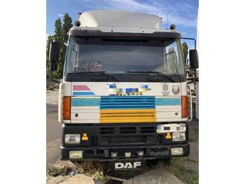 Грузовик-контейнеровоз/ Сменный кузов DAF CF 85