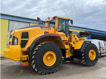 Колёсный погрузчик VOLVO L220H