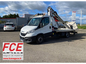 Грузовик с подъемником OIL&STEEL