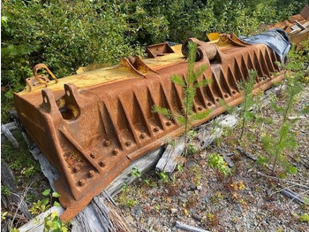Отвал KOMATSU