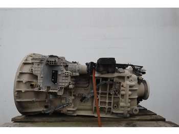 : фото в шапке страницы