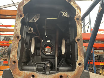 Коробка передач NEW HOLLAND