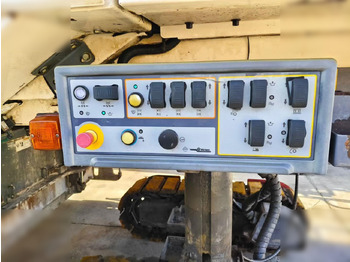 Дорожная фреза 2012 WIRTGEN W210: фото 3 Дорожная фреза 2012 WIRTGEN W210: фото 3