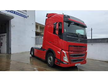 Тягач VOLVO FH 500