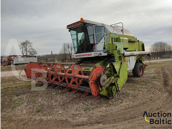 Зерноуборочный комбайн CLAAS Dominator 108