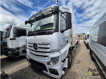 Грузовик с закрытым кузовом MERCEDES-BENZ Actros 2551