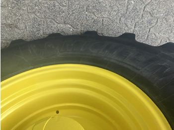 Трактор John Deere 6R185: фото 4