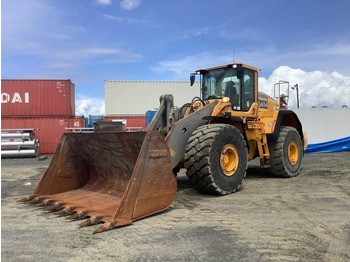 Колёсный погрузчик VOLVO L220H