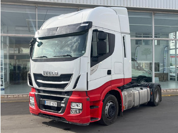 Тягач IVECO