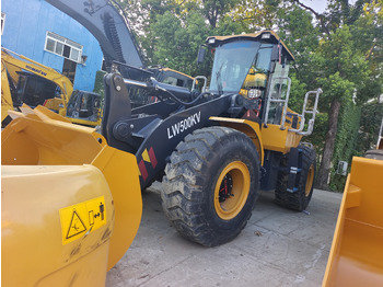 Колёсный погрузчик XCMG LW500KV