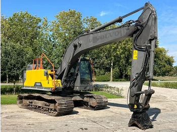 Гусеничный экскаватор VOLVO EC220EL