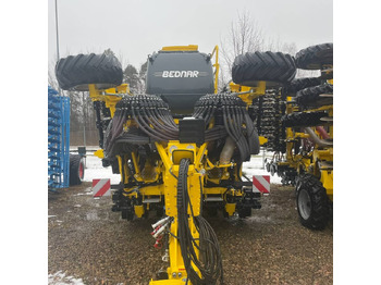 Сеялка BEDNAR