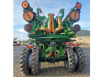 Amazone EDX 9000-TC MED GPS в лизинг Amazone EDX 9000-TC MED GPS: фото 5