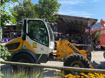 Колёсный погрузчик Liebherr L 506: фото 5