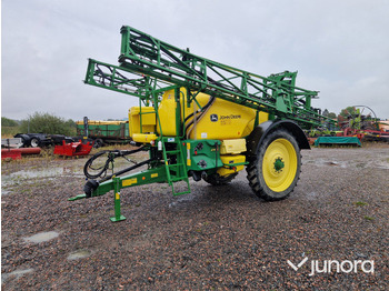 Прицепной опрыскиватель JOHN DEERE
