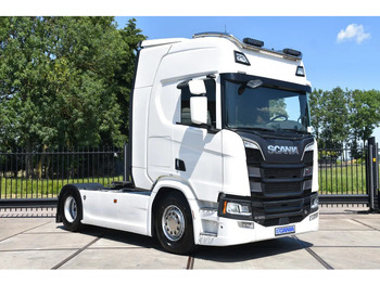 Тягач SCANIA R 520
