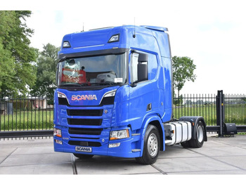 Тягач SCANIA R 530