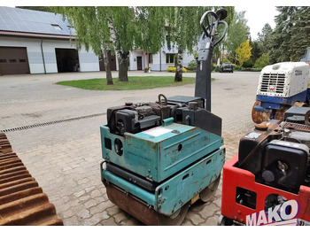 Каток BOMAG
