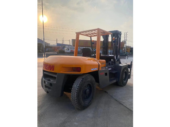 Дизельный погрузчик TCM