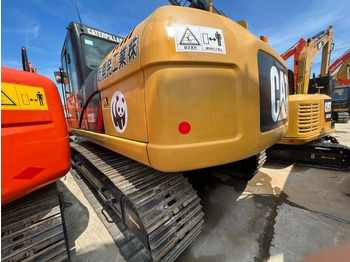 Гусеничный экскаватор CATERPILLAR 323D