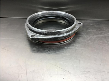 : фото в шапке страницы