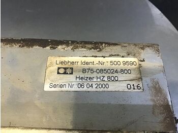 Радиатор Liebherr R900B Li: фото 4 Радиатор Liebherr R900B Li: фото 4