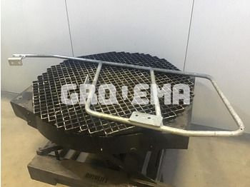 Кабина и интерьер LIEBHERR