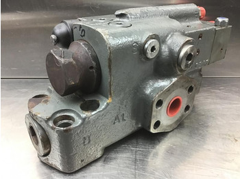 Клапан LIEBHERR