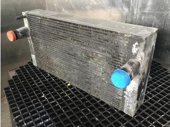 Радиатор LIEBHERR