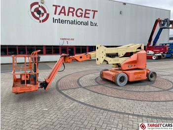 Коленчатый подъемник JLG