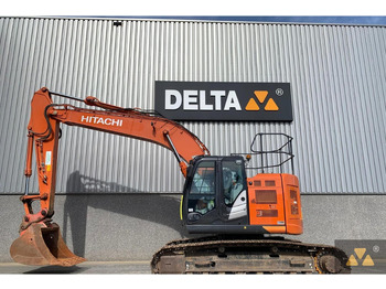 Гусеничный экскаватор HITACHI ZX225USLC-6