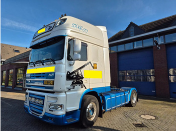 Тягач DAF XF 105 460
