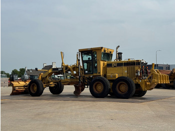 Грейдер CATERPILLAR 160H