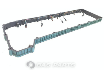 : фото в шапке страницы